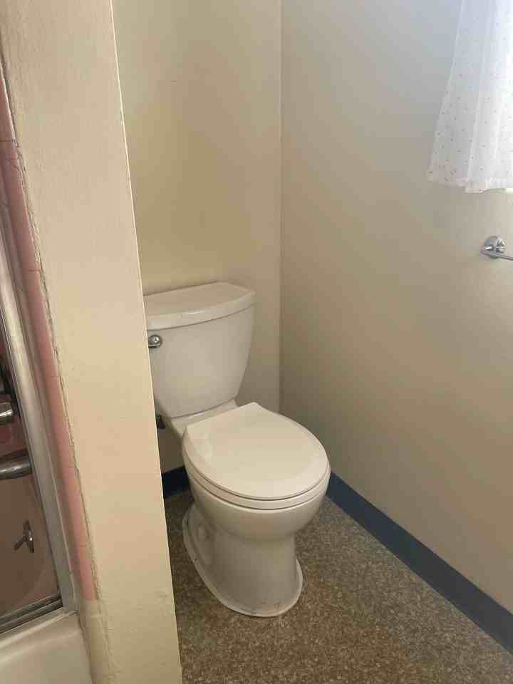 1431 N Allen Ave #1431-5 - Photo 5 of 18
