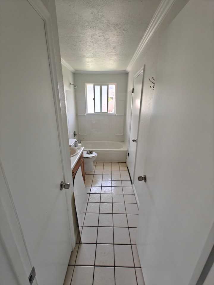 3718 Sw - Photo 7 of 20