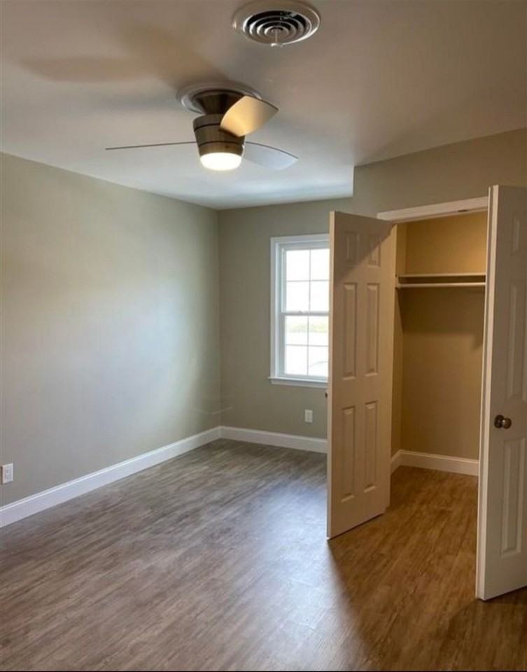 2220 Oakwood Ln - Photo 6 of 6