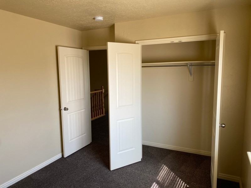 871 W Prairie Dog Way - Photo 2 of 6