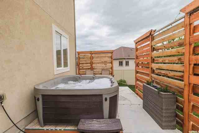 871 W Prairie Dog Way - Photo 4 of 6