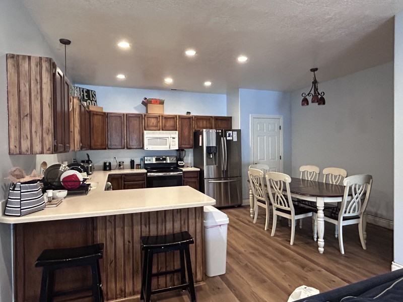 432 N Seven Peaks Blvd #315 - Photo 4 of 7