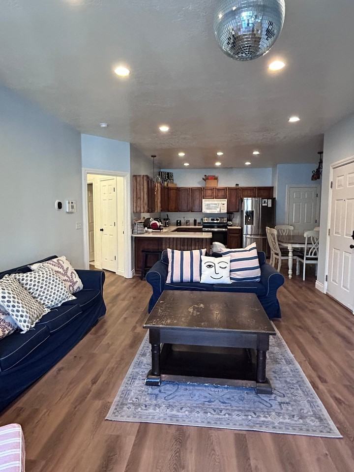432 N Seven Peaks Blvd #315 - Photo 6 of 7