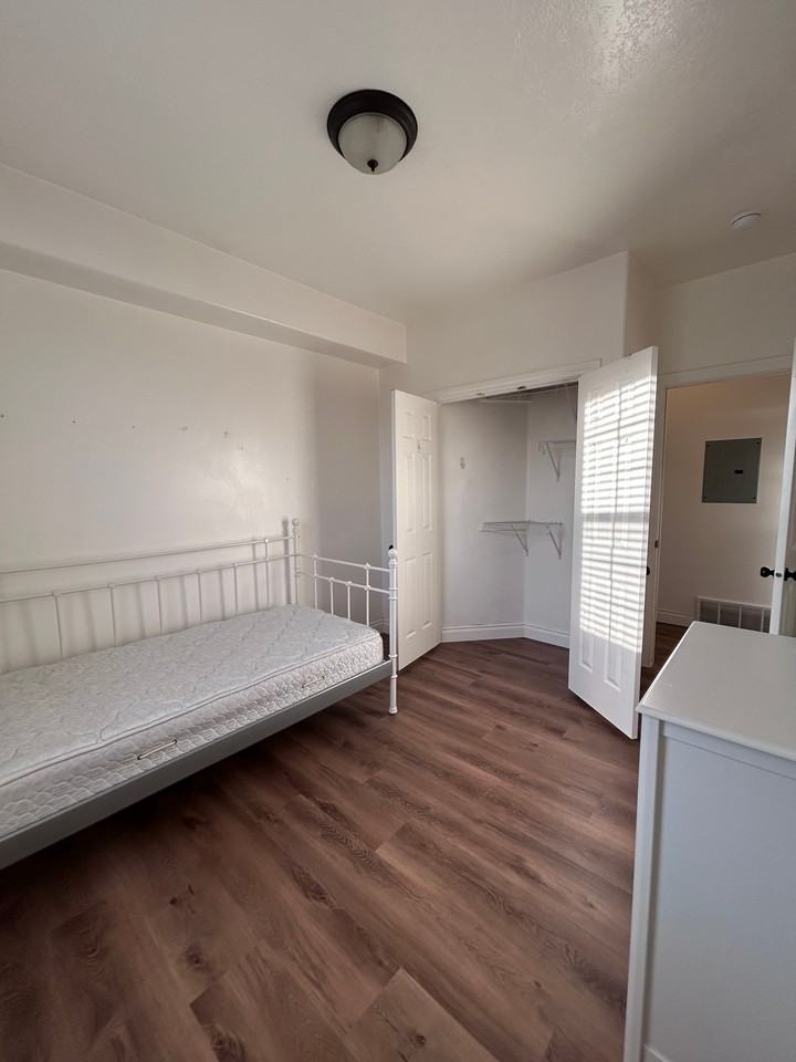 432 N Seven Peaks Blvd #315 - Photo 7 of 7