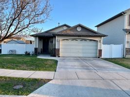featured image of 913 York Dr