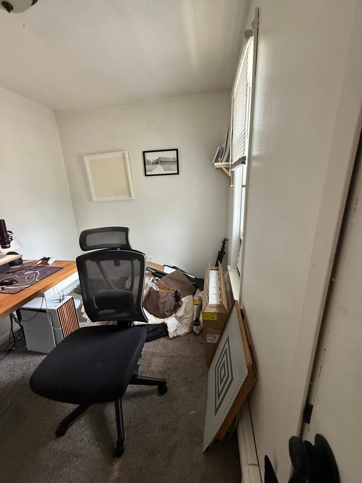 1716 Tyler St Ne #2 - Photo 7 of 14
