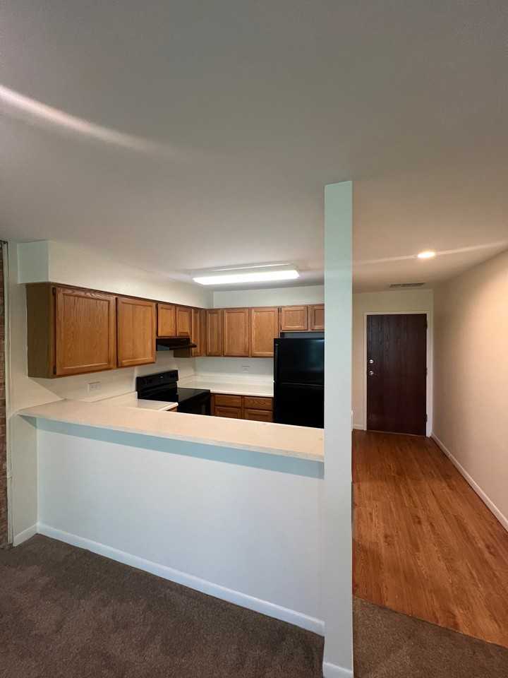 5550 Abbey Dr #5550-3G - Photo 5 of 15