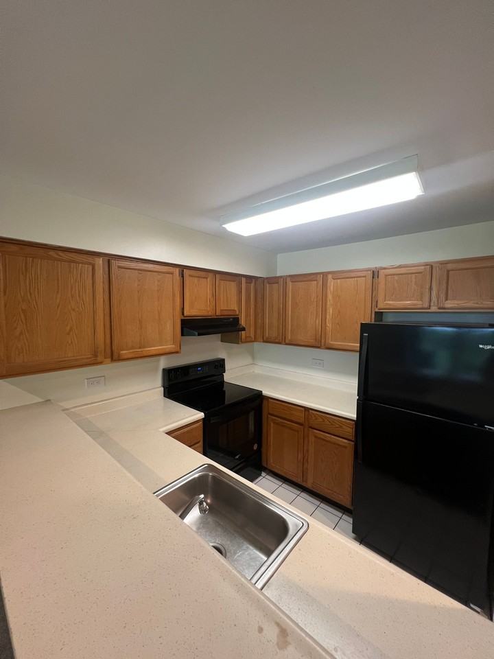 5550 Abbey Dr #5550-3G - Photo 6 of 15