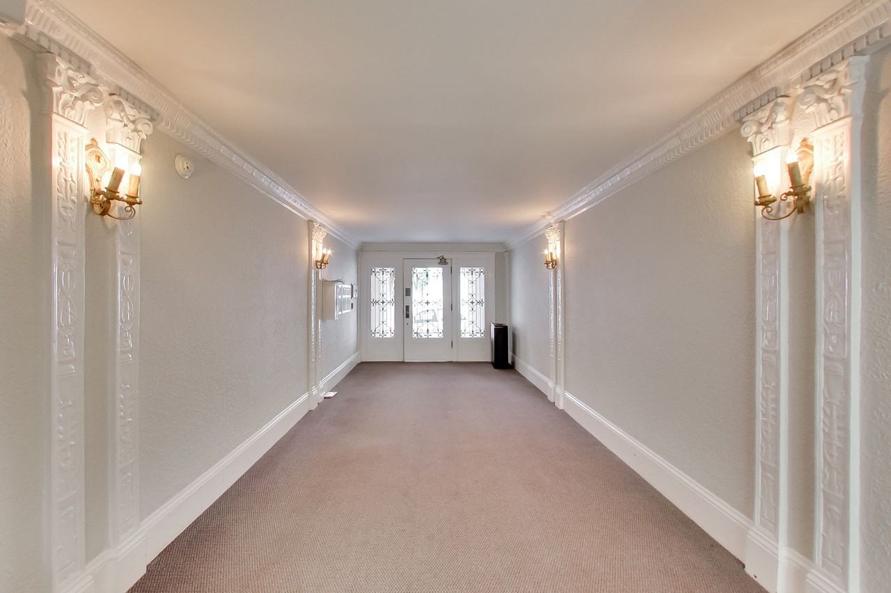 1760 Golden Gate - Photo 3 of 19
