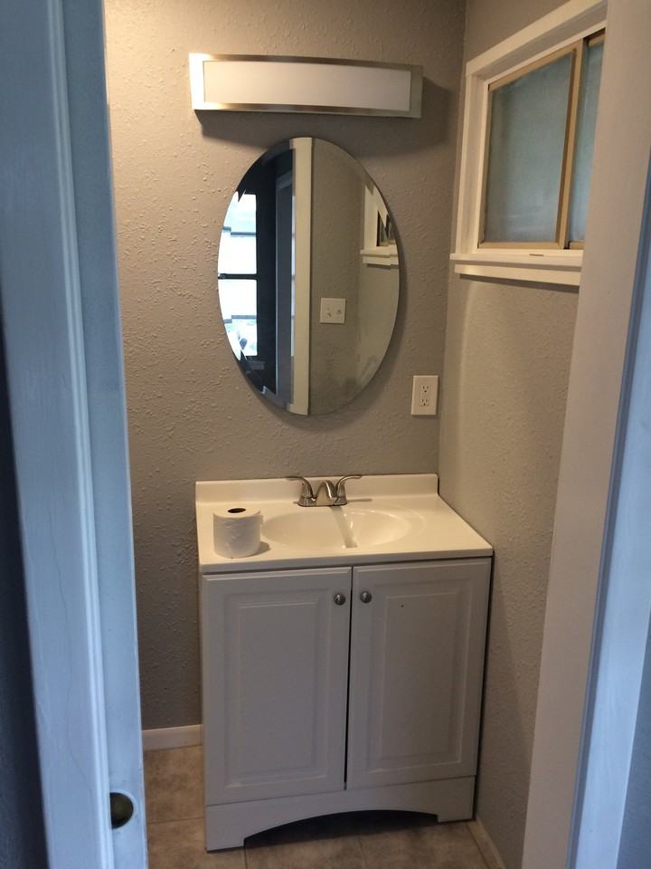 4534 Waikiki Dr - Photo 3 of 8
