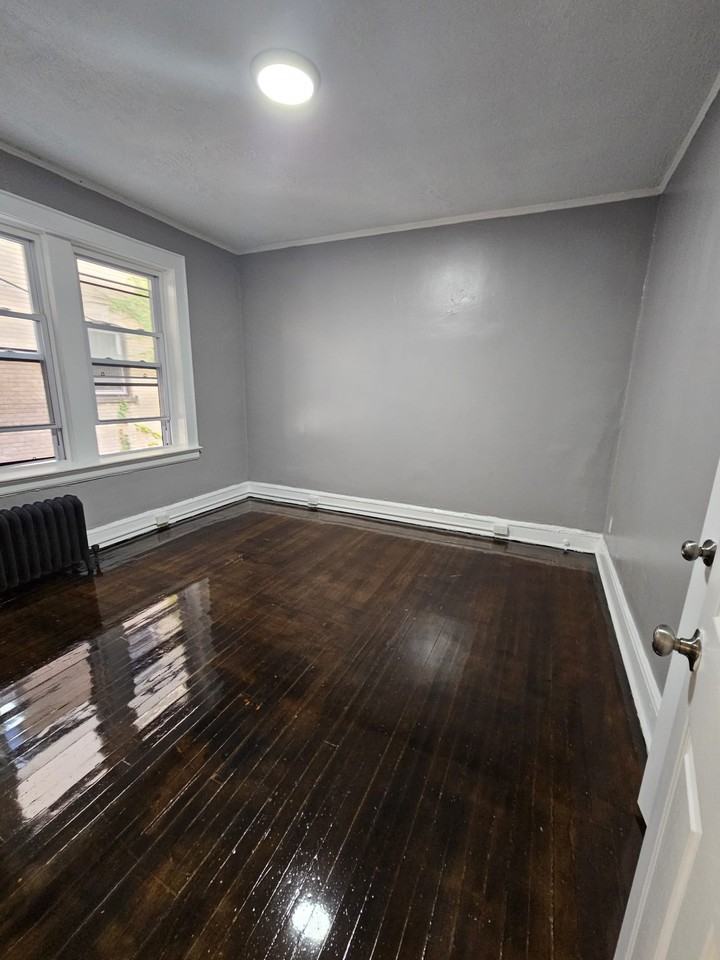 784 Clinton Avenue #1E - Photo 5 of 8