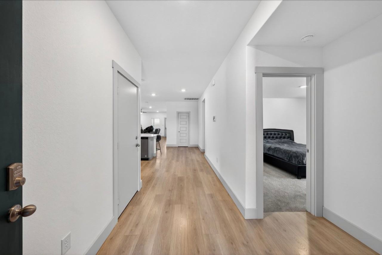 14214 Lavaca Spgs - Photo 3 of 20