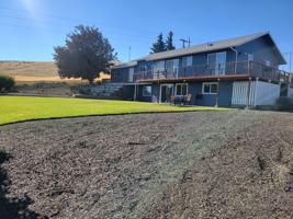featured image of 275 Nw 6th St #2