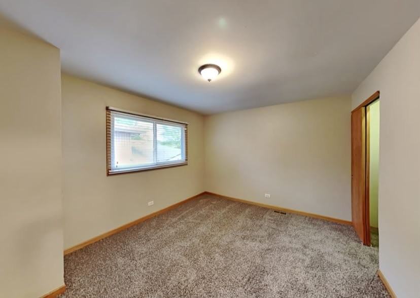 6008 157th St - Photo 7 of 8