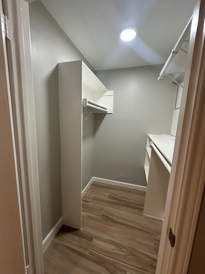 2830 Lelia St - Photo 7 of 17