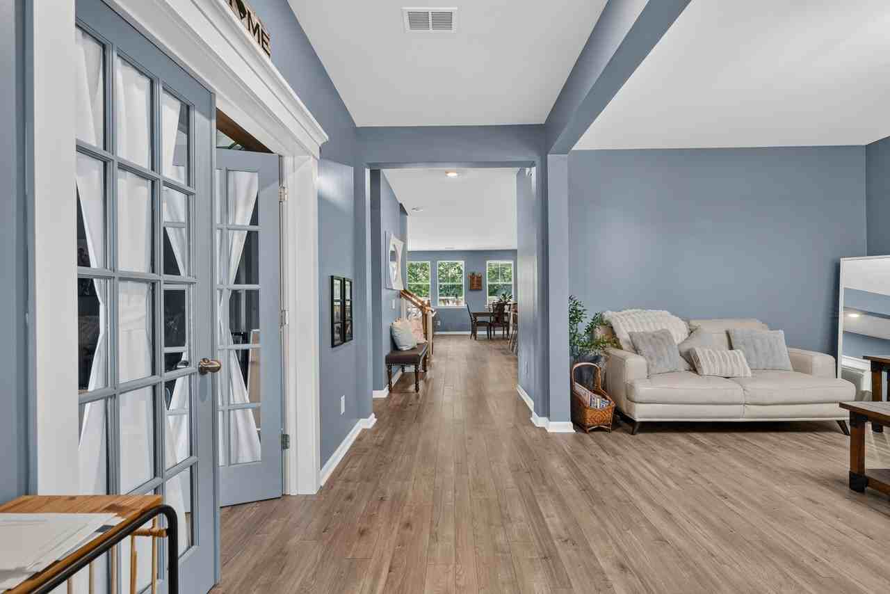 164 Garden Lily Ln - Photo 6 of 36