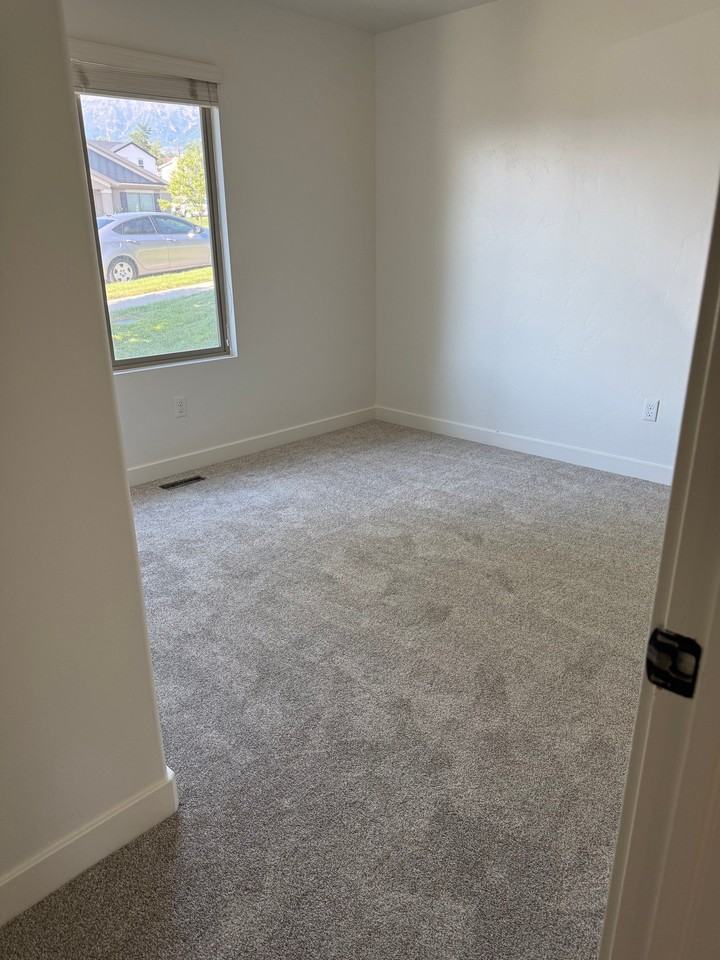 1075 Wn #B - Photo 2 of 6