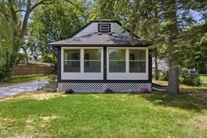featured image of 17 N Midland Dr