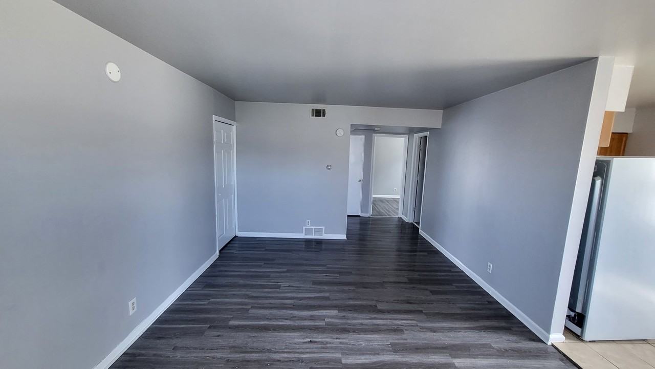 371 W. Old Indian Trail Rd #371-5 - Photo 2 of 8