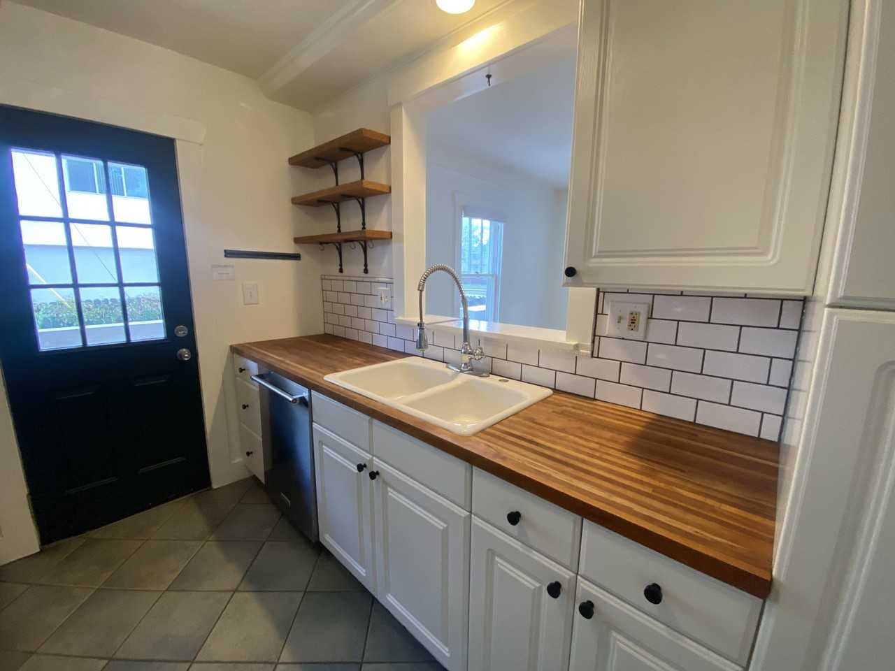 6014 Wadsworth Blvd - Photo 5 of 14