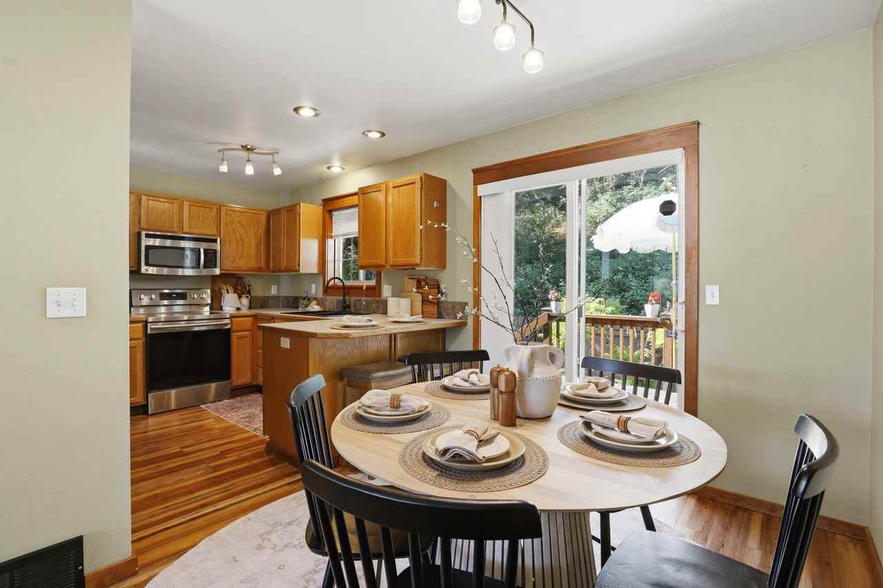 4724 S Keyes Ct - Photo 4 of 14