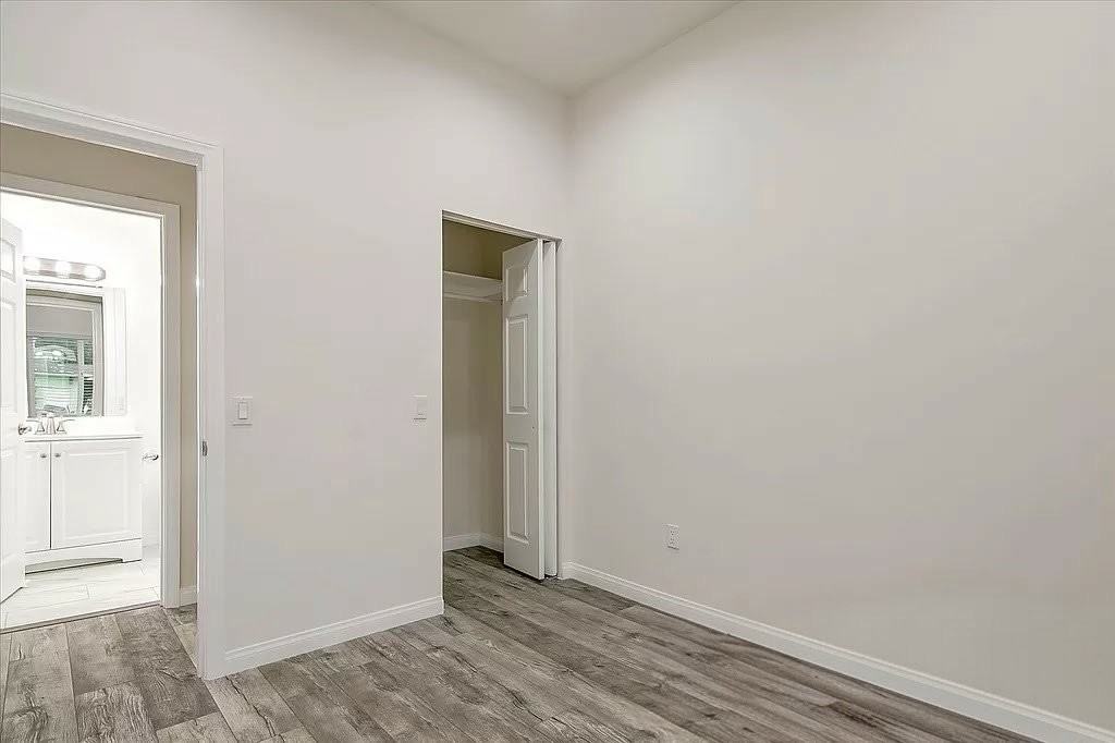 20550 Leadwell St #NA - Photo 2 of 11