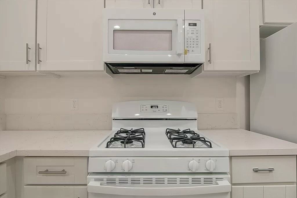 20550 Leadwell St #NA - Photo 3 of 11