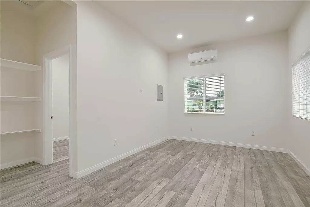 20550 Leadwell St #NA - Photo 4 of 11