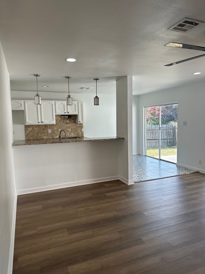 6807 Laguna Norte - Photo 5 of 12