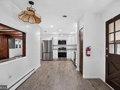 930 Sykesville Rd - Photo 5 of 20