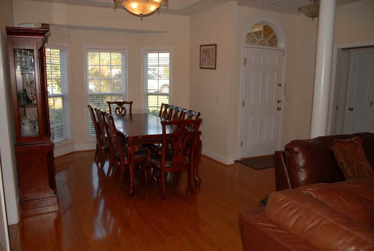 2386 Morgan Dr - Photo 4 of 7