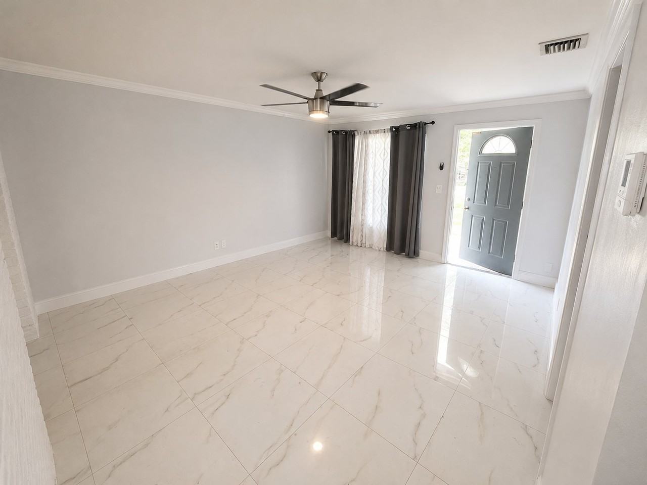 4054 Swst - Photo 5 of 18