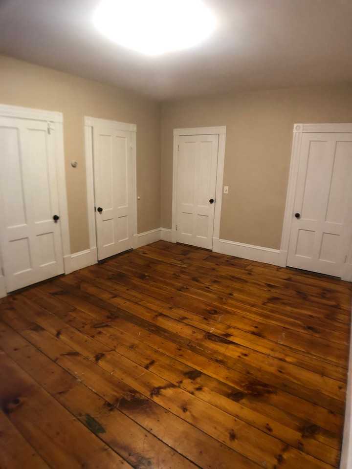 42 Tyler St #1 - Photo 4 of 12