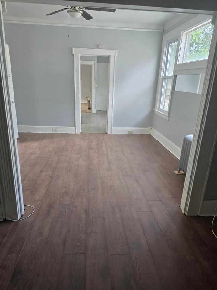 73 Laventhal Ave - Photo 3 of 5