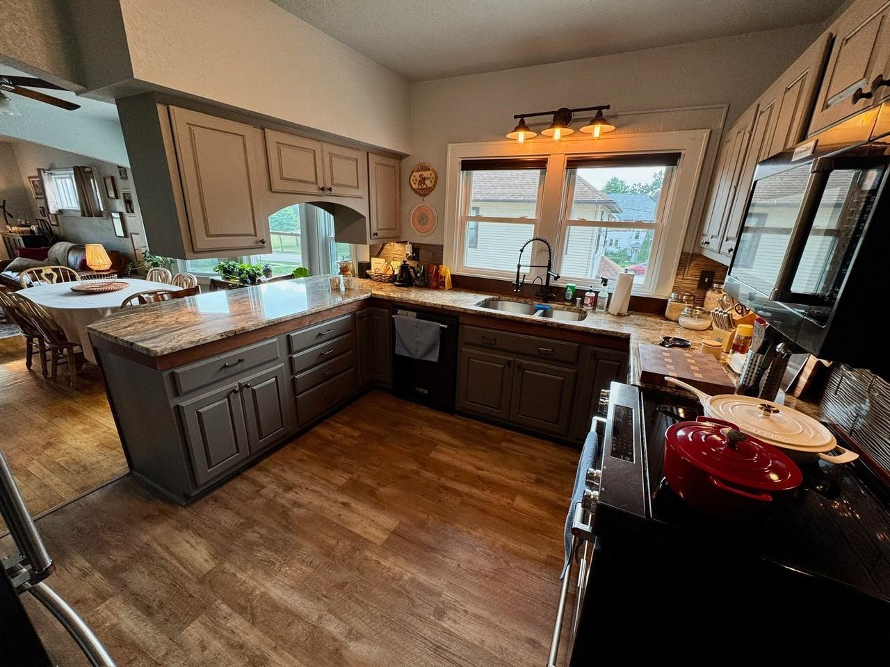 538/540 S 6Th Ave #538 - Photo 3 of 14