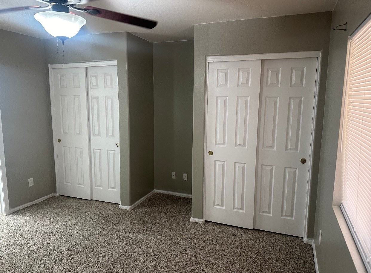 1004 S 226th Ave - Photo 5 of 12