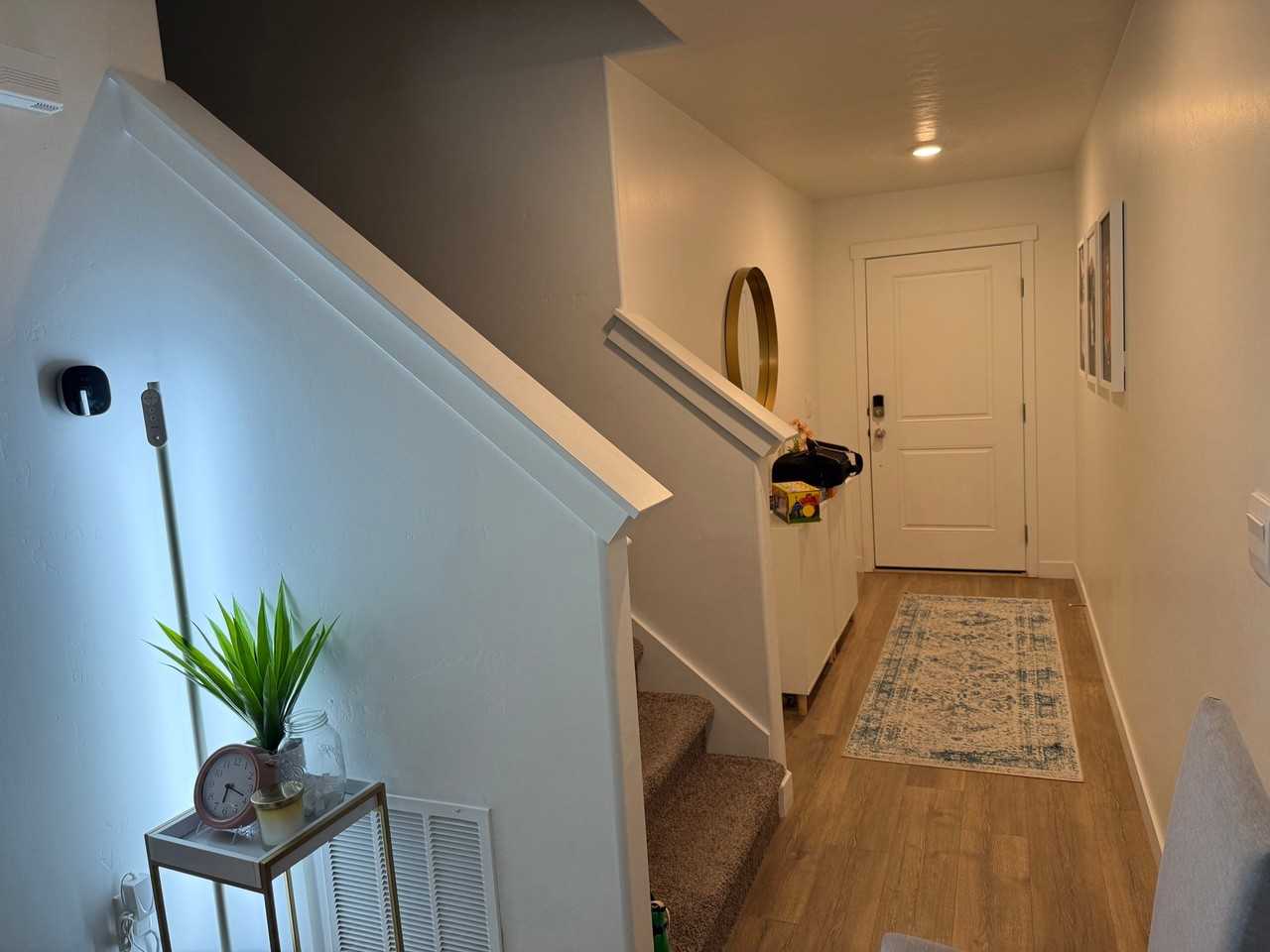 3766 Wn - Photo 2 of 18