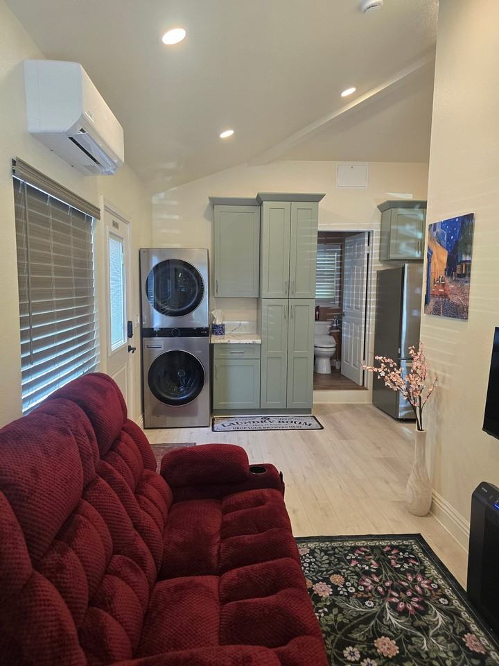 4902 Baldwin Ave #B - Photo 3 of 14