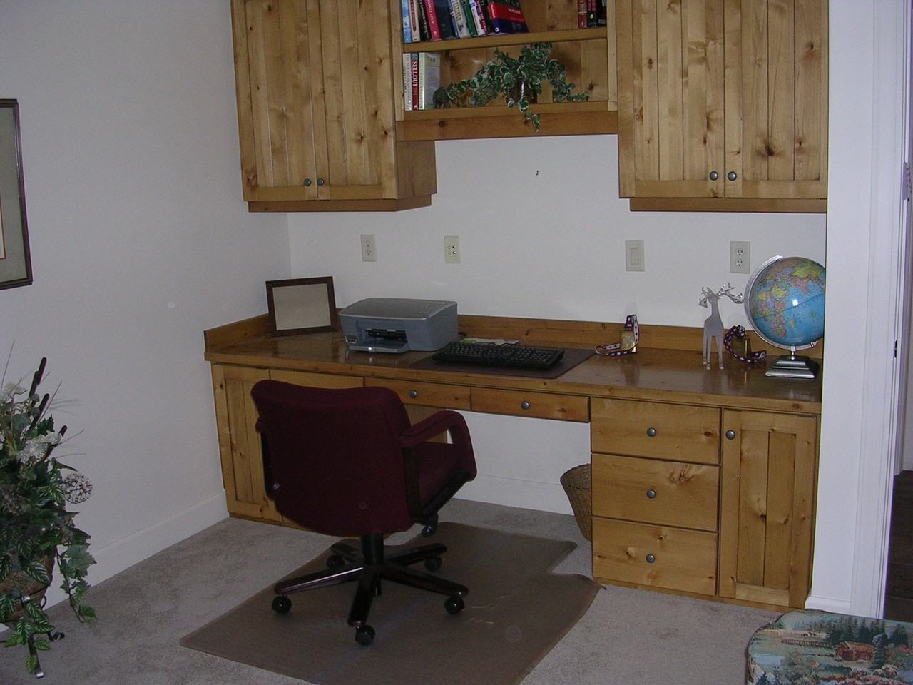 1149 Matterhorn Ct - Photo 4 of 12