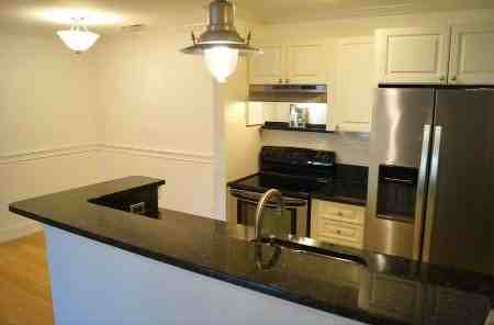 1005 Kingswood Dr #C - Photo 5 of 6
