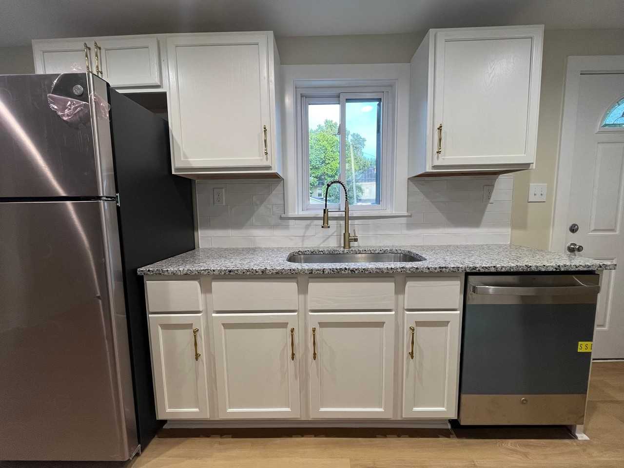 114 S Bayly Ave #1 - Photo 3 of 9