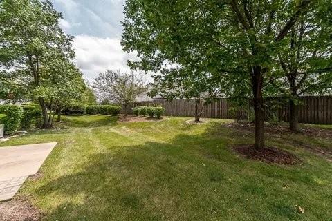 3907 Blackstone Dr - Photo 2 of 8
