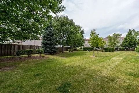 3907 Blackstone Dr - Photo 3 of 8