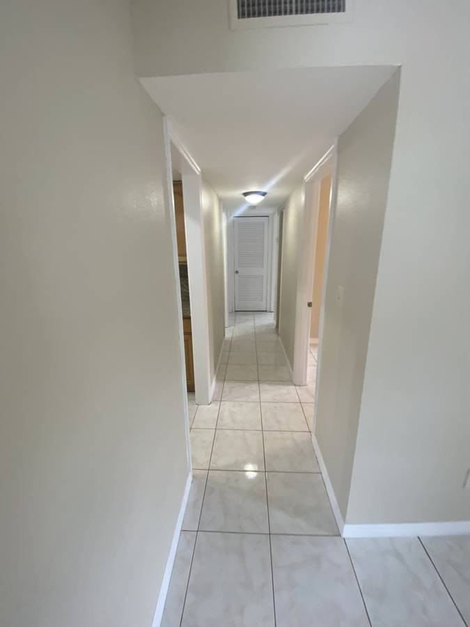 4001 W Comanche Ave - Photo 7 of 12