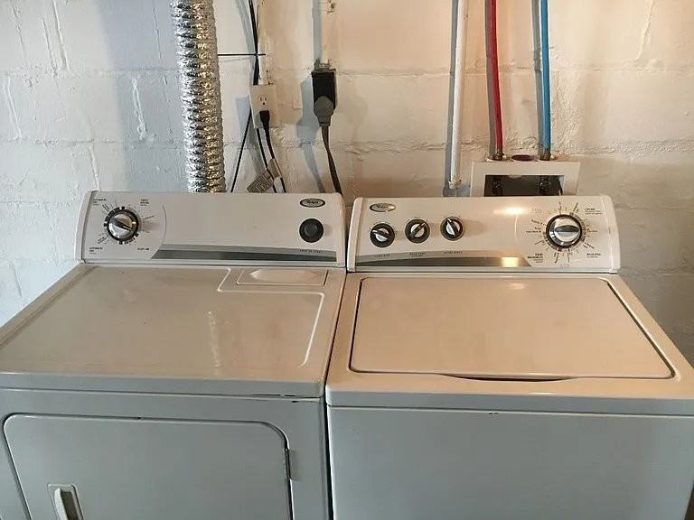 1444 N Euclid Ave - Photo 3 of 12
