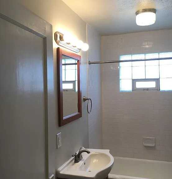 1444 N Euclid Ave - Photo 6 of 12