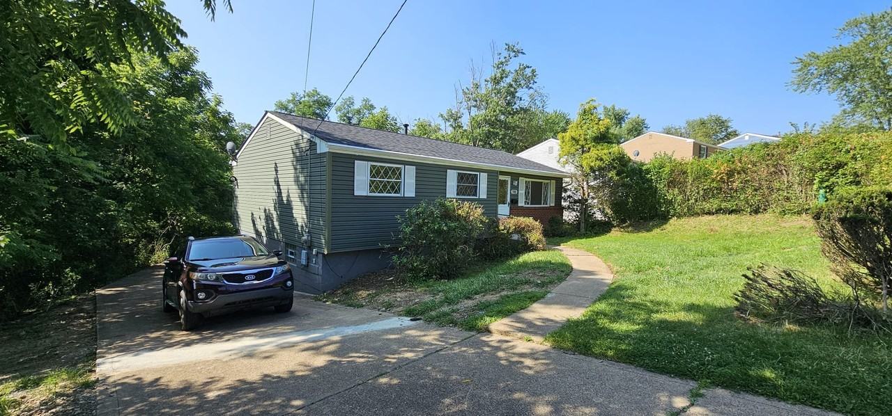 7988 Aber Rd - Photo 2 of 19