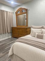 featured image of 114 E Saxon Ave