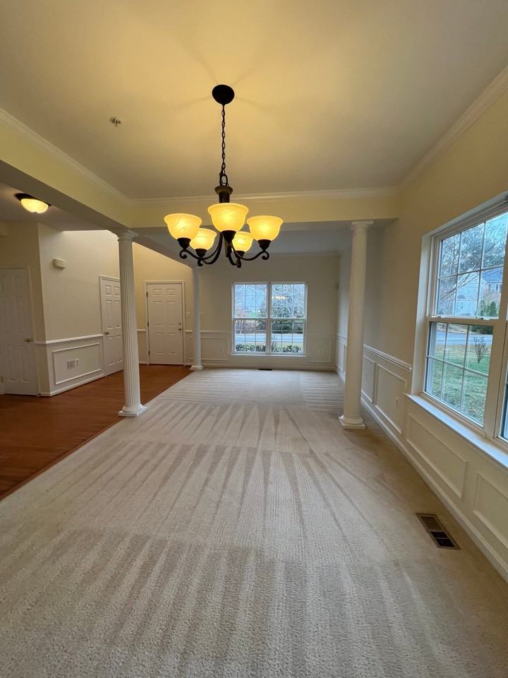 45593 Pleasant Mill Dr - Photo 5 of 12