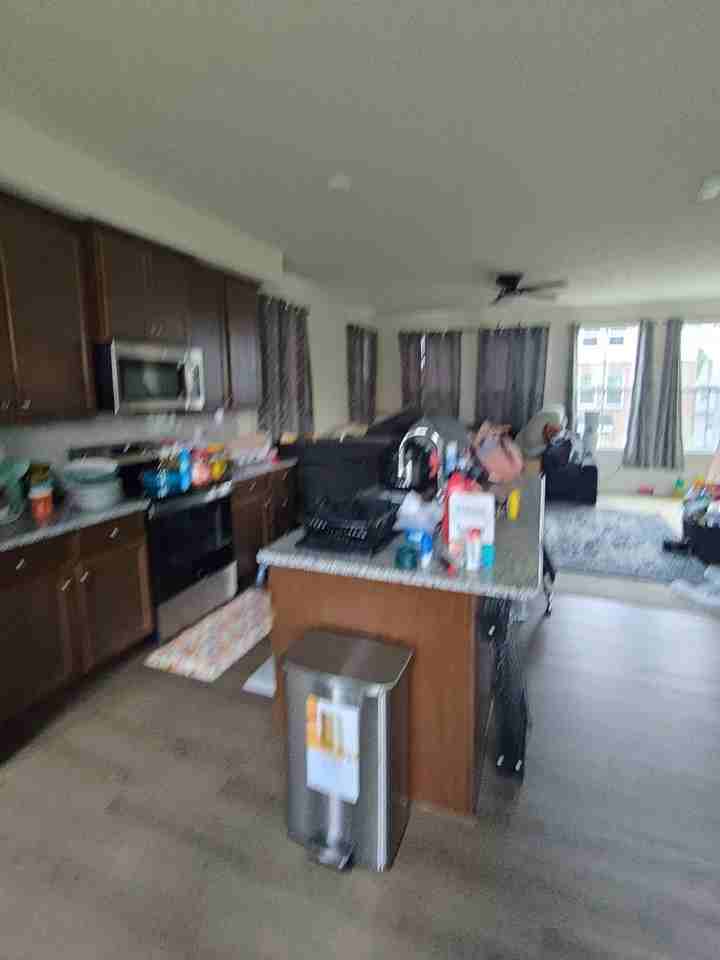 1048 Steamboat Dr - Photo 6 of 15